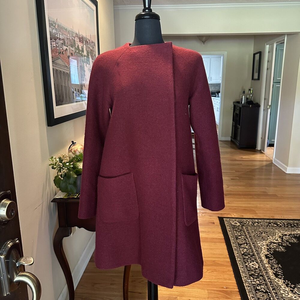 Cos Boiled Wool Coat Snaps Burgundy Womens size 4